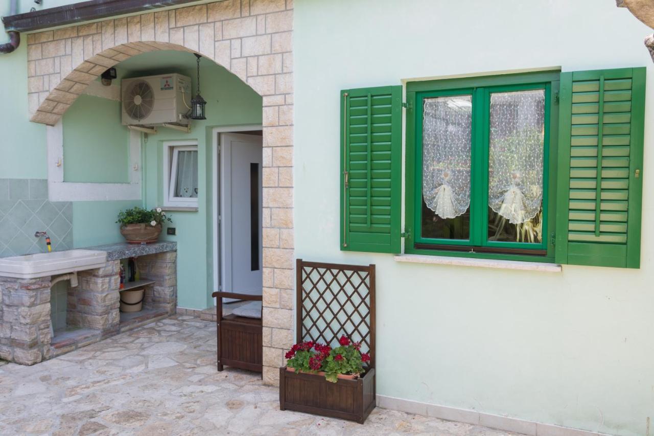 Secret Garden Apartment Poreč Extérieur photo
